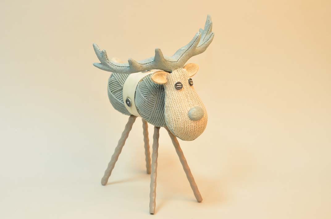 Олень НГ (вязка) 17.5*16.5*23.5см | Интернет-магазин Кактус