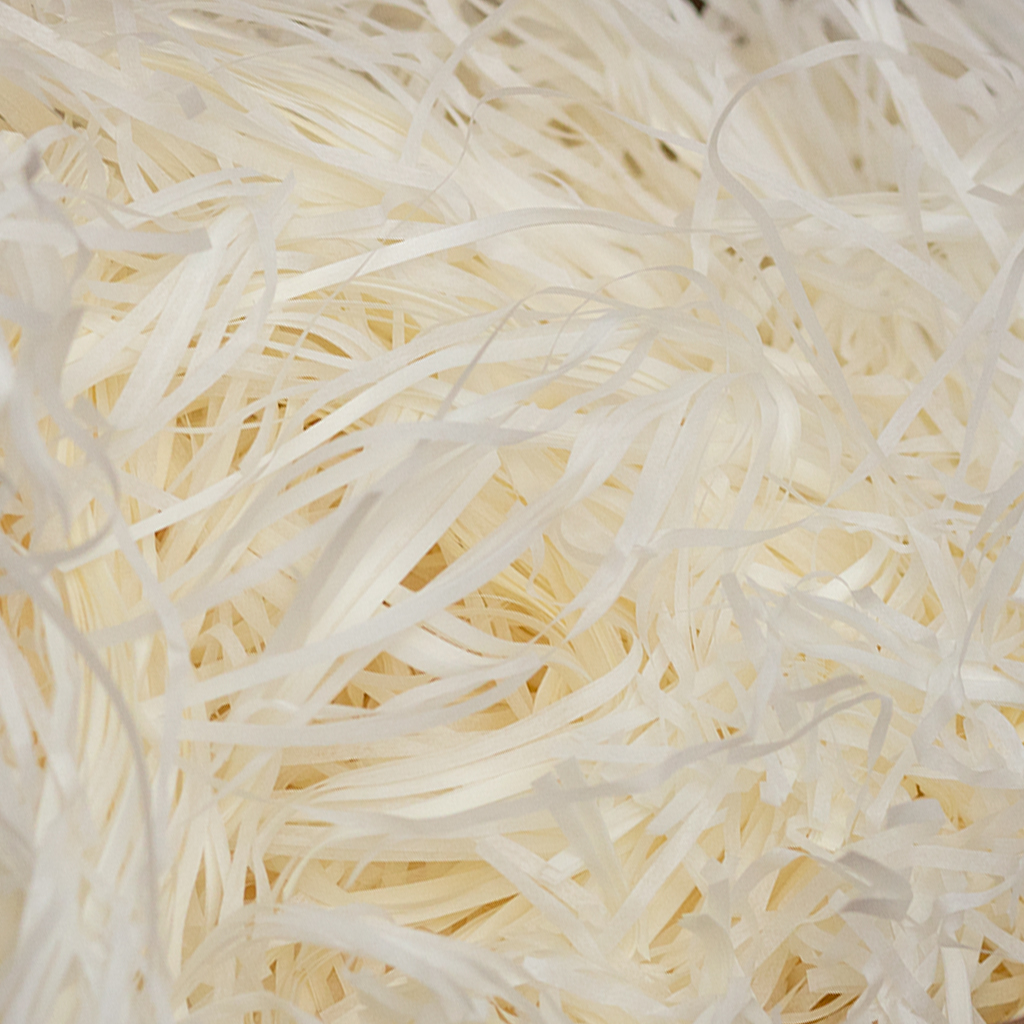 Мишура бежевая 50гр | Интернет-магазин Кактус