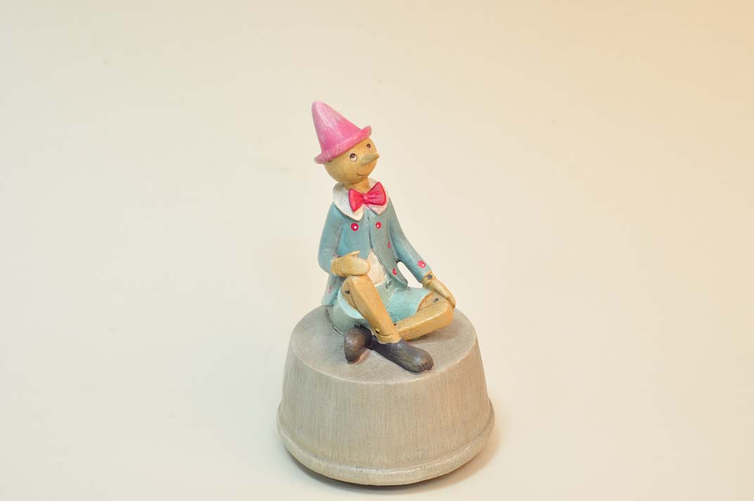 Муз фигурка Пиноккио 9.3*9.3*14.6см | Интернет-магазин Кактус