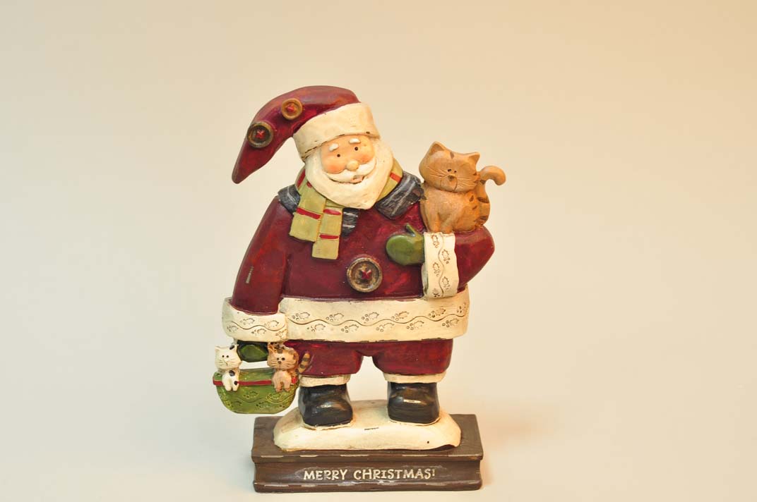 Фигурка Санта с котом 12.8*4*17.5см | Интернет-магазин Кактус