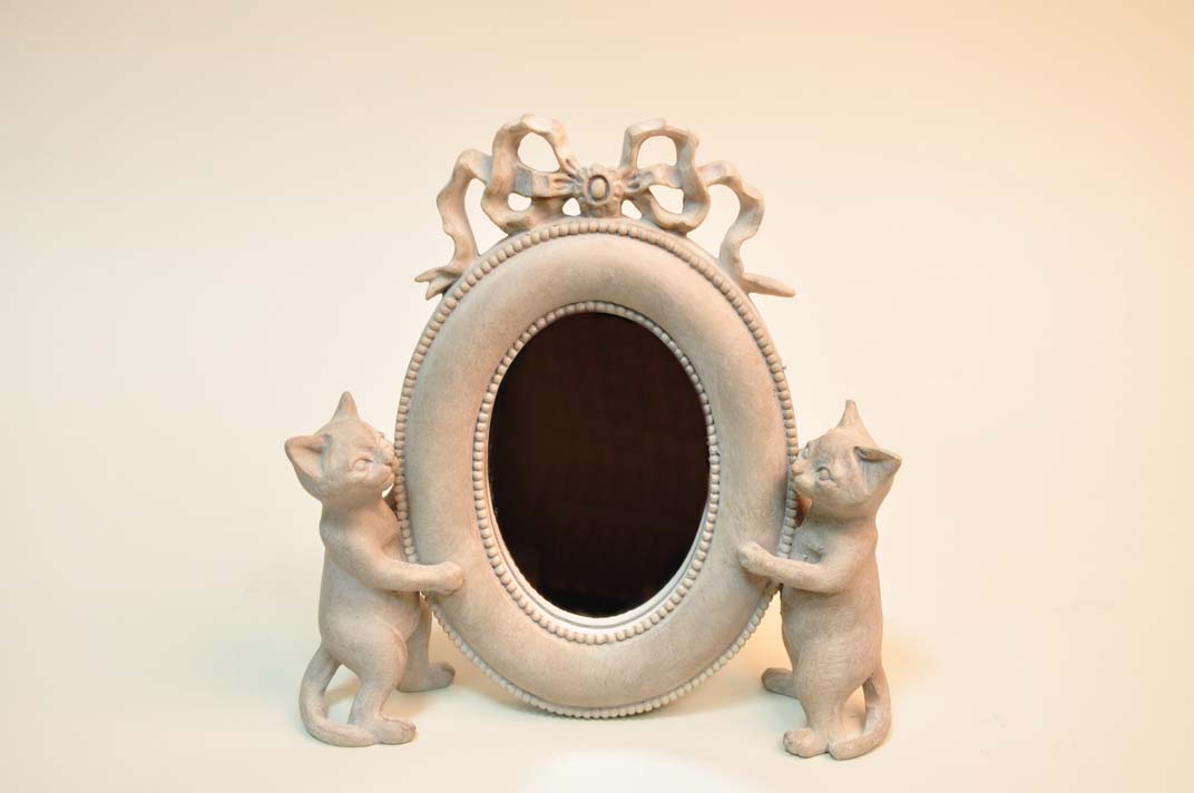 Зеркальце с кошкой овал 16.5х4.5х16см | Интернет-магазин Кактус