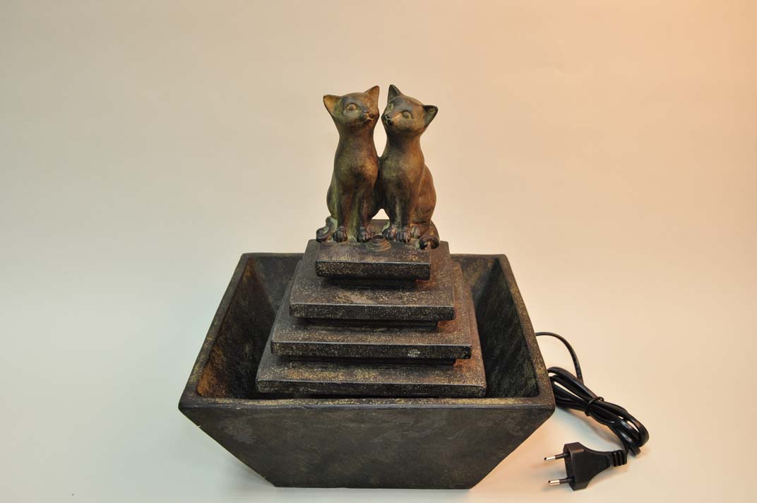 Фонтан Кошечки 25.5*25.5*30 см | Интернет-магазин Кактус