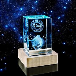 Кришталевий куб на дерев'яній підставці з RGB підсвічуванням Зодіак Телець 4,5х8см