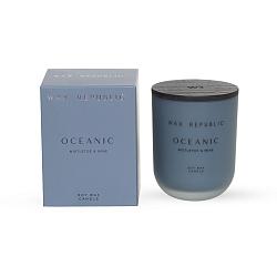 Свеча Mistletoe & Vine в темно-лазурном стеклянном подсвечнике 285г